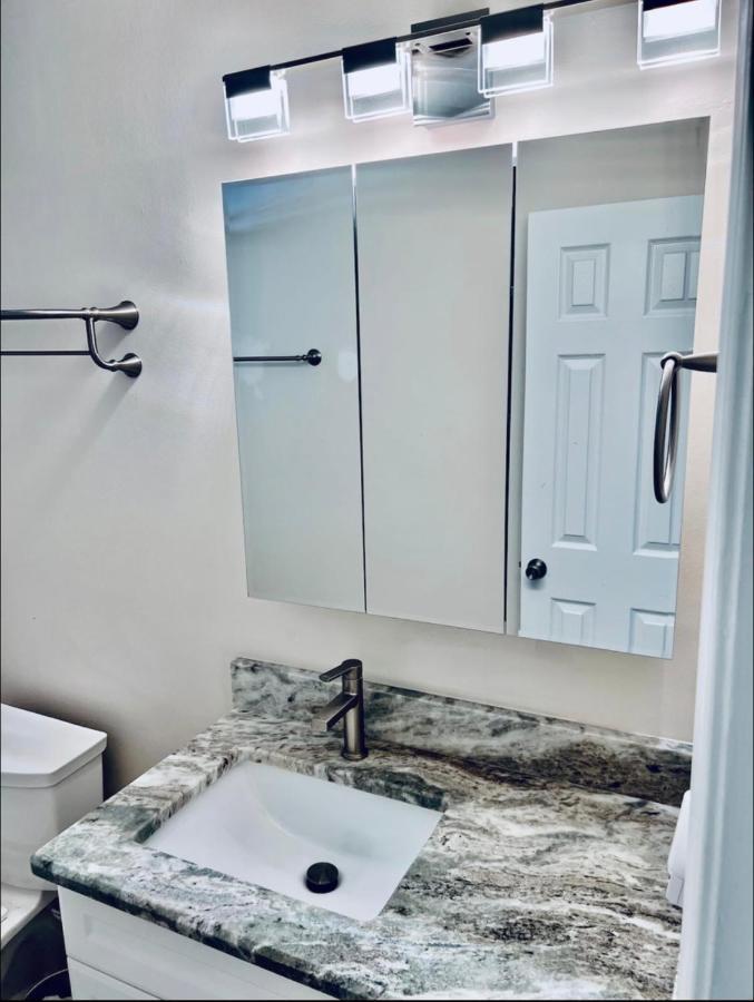 Cheerful Home With Two Bedrooms 珊瑚角 外观 照片