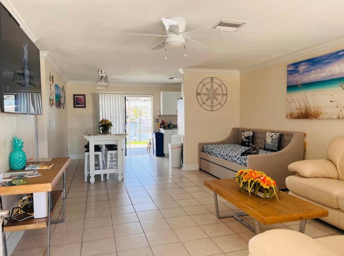 Cheerful Home With Two Bedrooms 珊瑚角 外观 照片