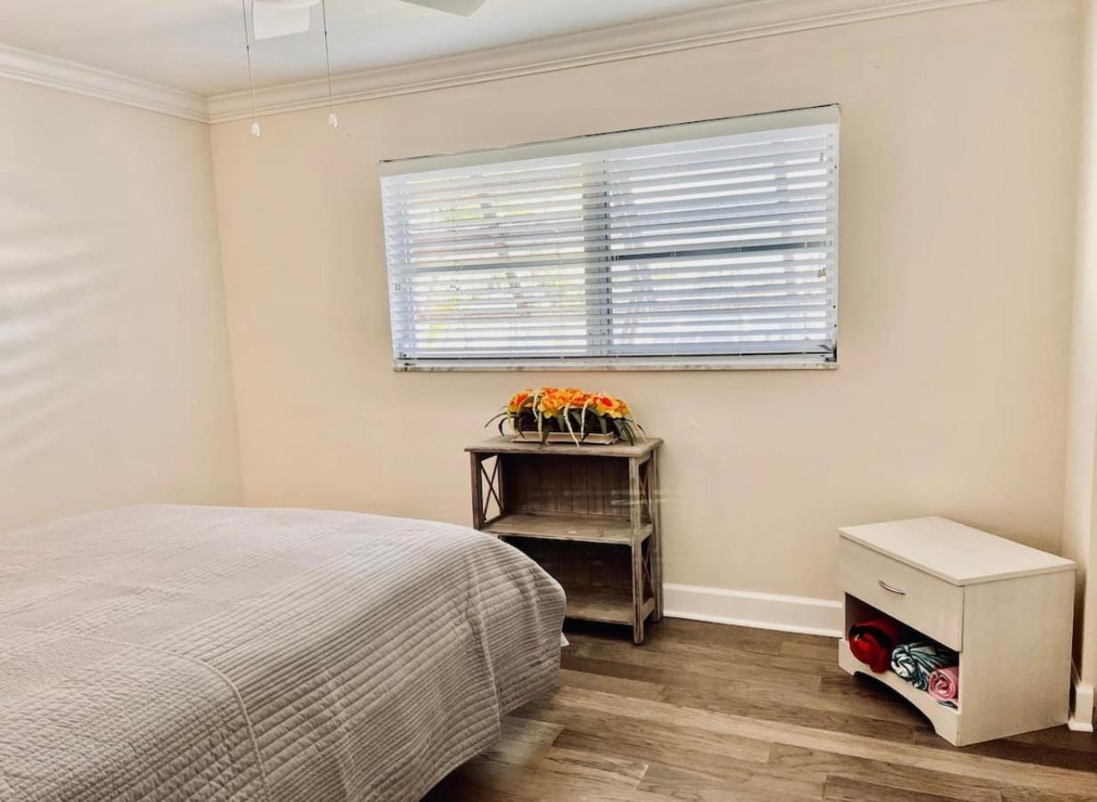 Cheerful Home With Two Bedrooms 珊瑚角 外观 照片